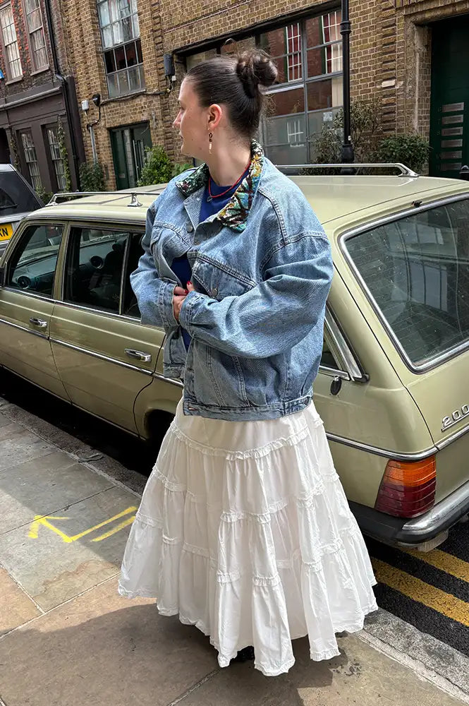 CUBIC A-line Ruffled White Cake Skirt