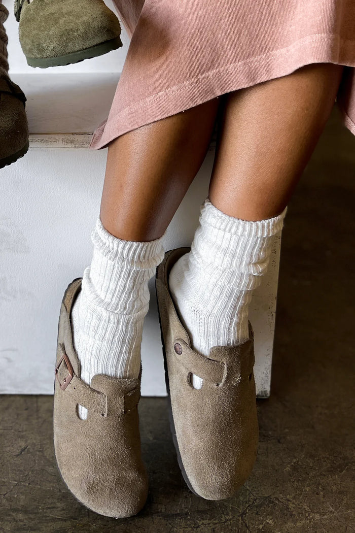 Le Bon Shoppe White Linen Cottage Socks - The Mercantile London