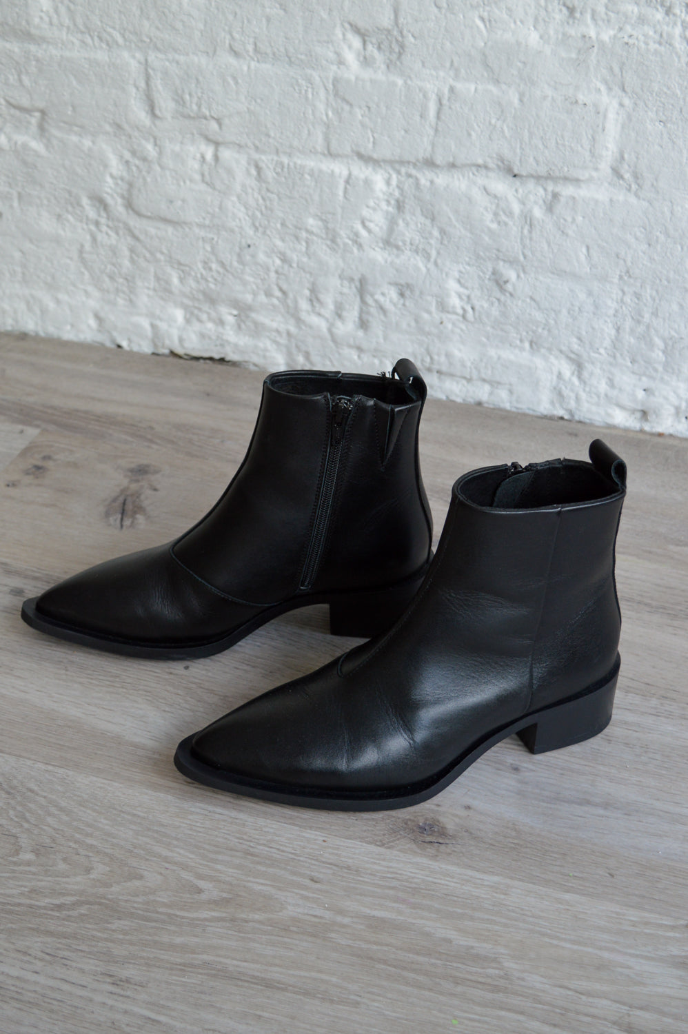 Pavement Elva Black Boots - The Mercantile London