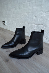 Pavement Elva Black Boots - The Mercantile London