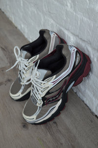 Saucony Progrid Omni 9 Tan & Maroon Trainers - The Mercantile London