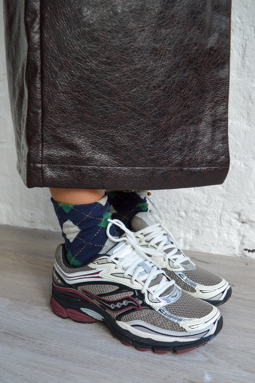 Saucony Progrid Omni 9 Tan & Maroon Trainers - The Mercantile London