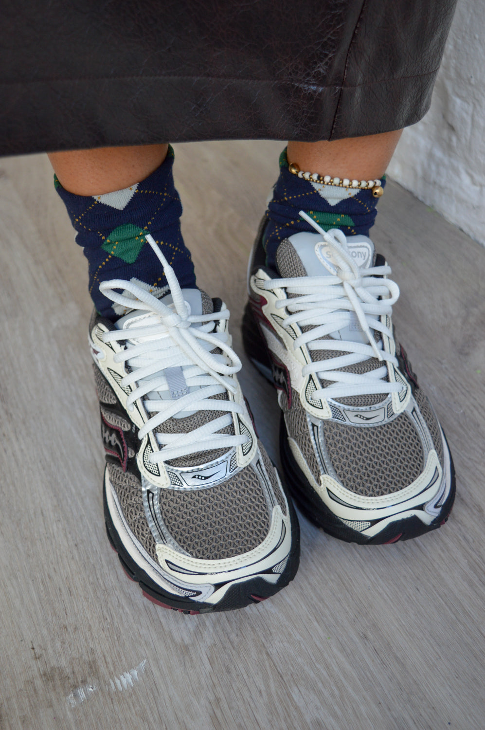 Saucony Progrid Omni 9 Tan & Maroon Trainers - The Mercantile London