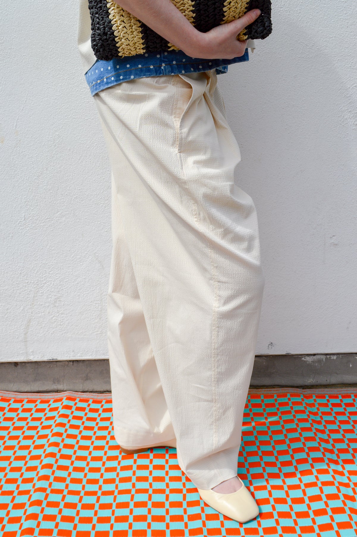 ICHI Wallis Birch Barrel Leg Trousers - The Mercantile London
