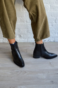 Pavement Elva Black Boots - The Mercantile London