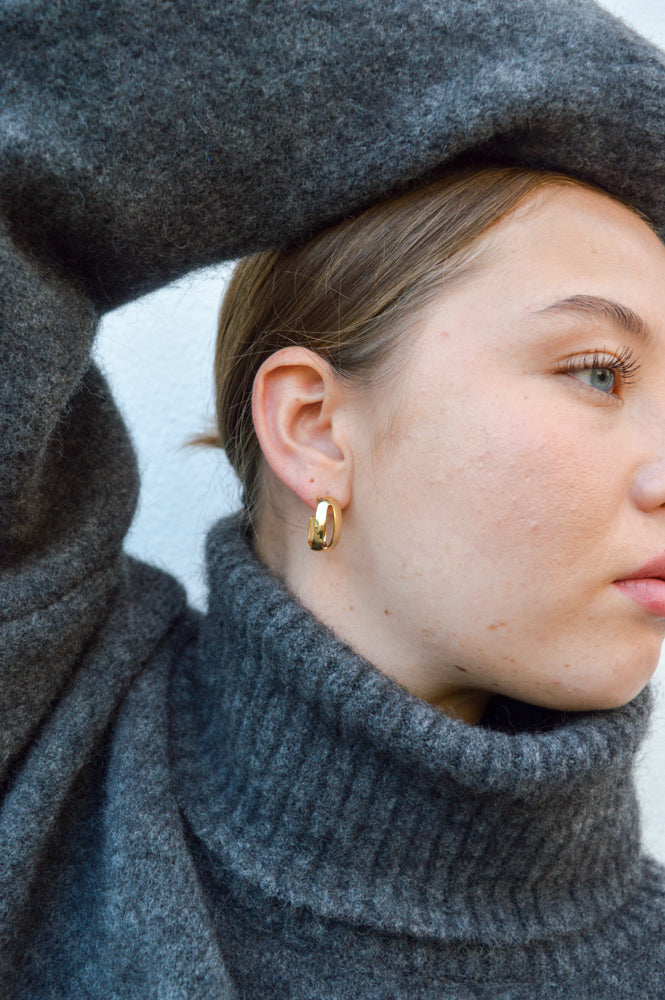 Amano Vintage Style Cut-Out Hoop Earrings - The Mercantile London