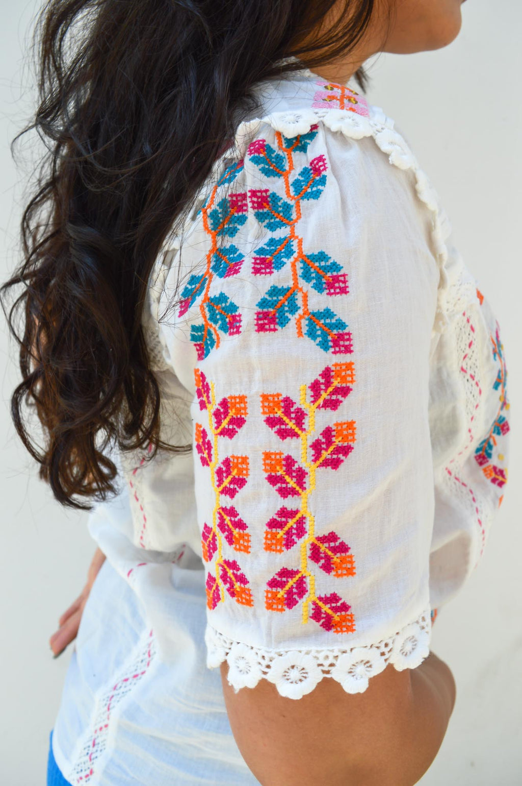 Place du Soleil White Embroidered Short Sleeve Blouse - The Mercantile London