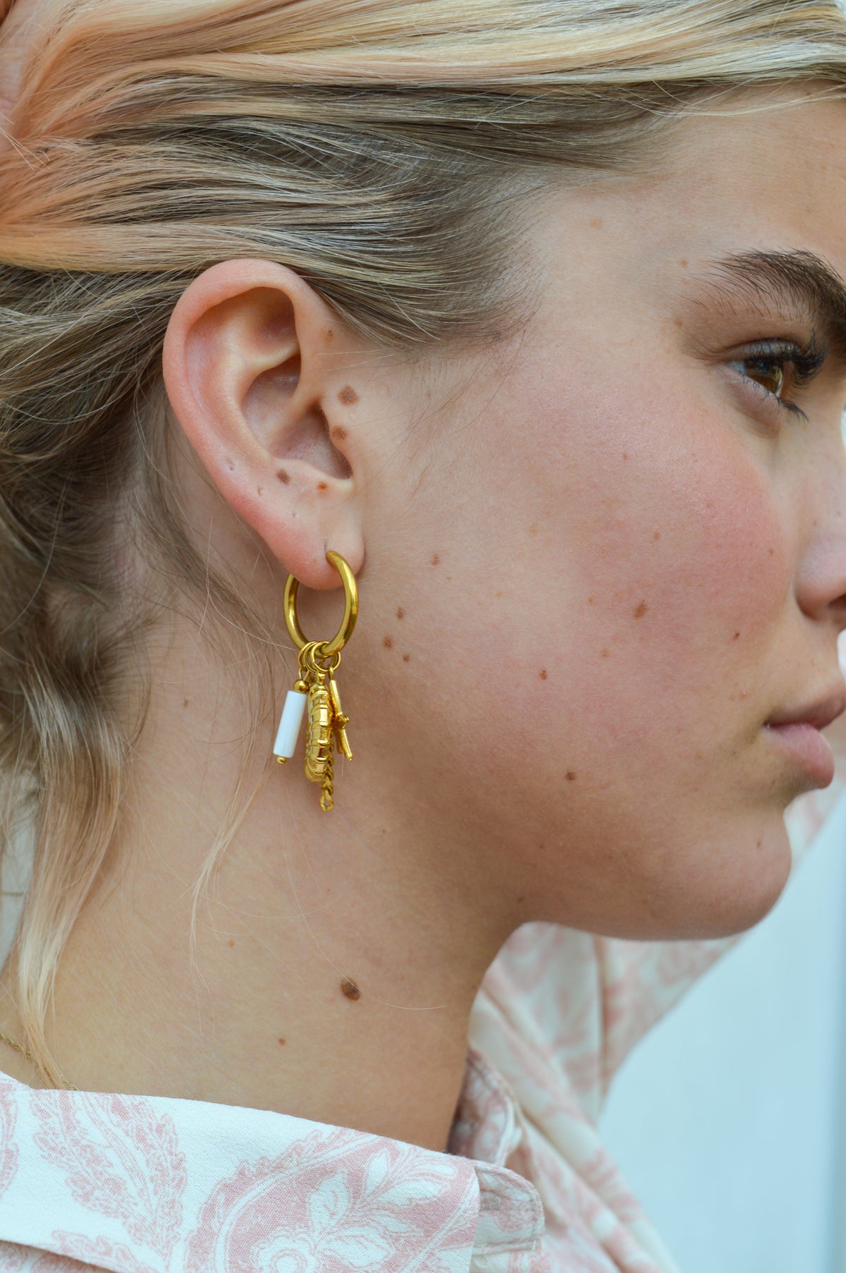 Bazou Shell Earrings - The Mercantile London