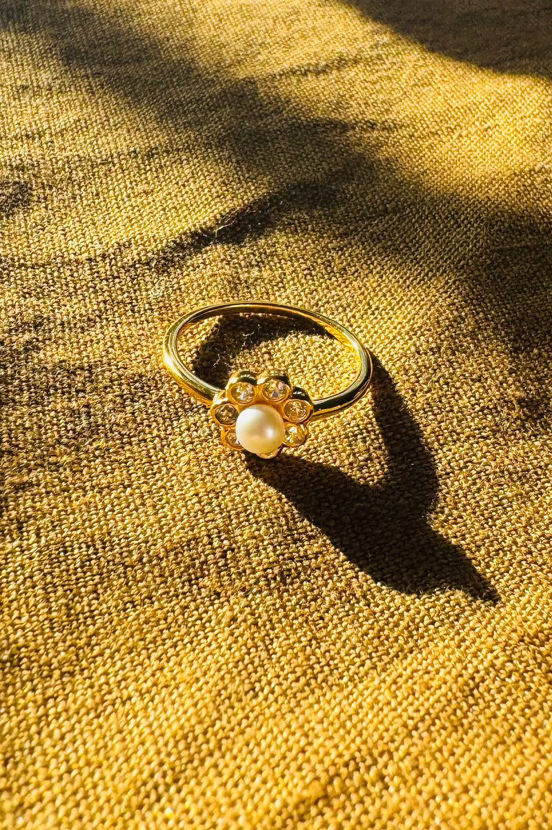 Hultquist Aya Flower Ring - The Mercantile London