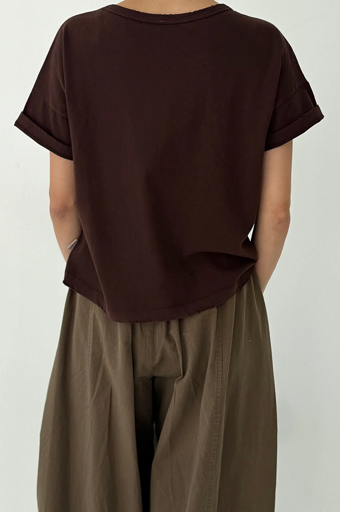 Le Bon Shoppe Fille Dark Cacao T-Shirt - The Mercantile London