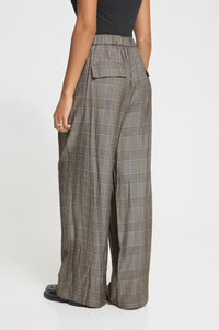 ICHI Laito Black & Toasted Check Trousers