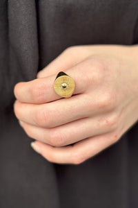 Une A Une Sunrise Ring - The Mercantile London