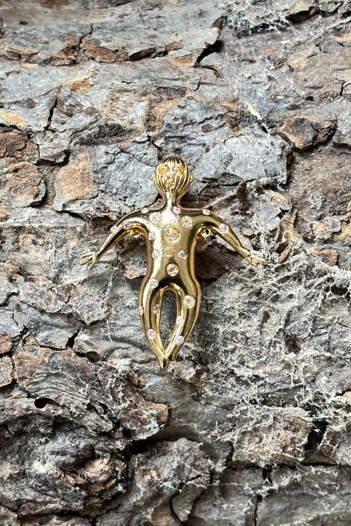 Vincent Dream Weaver Brooch - The Mercantile London