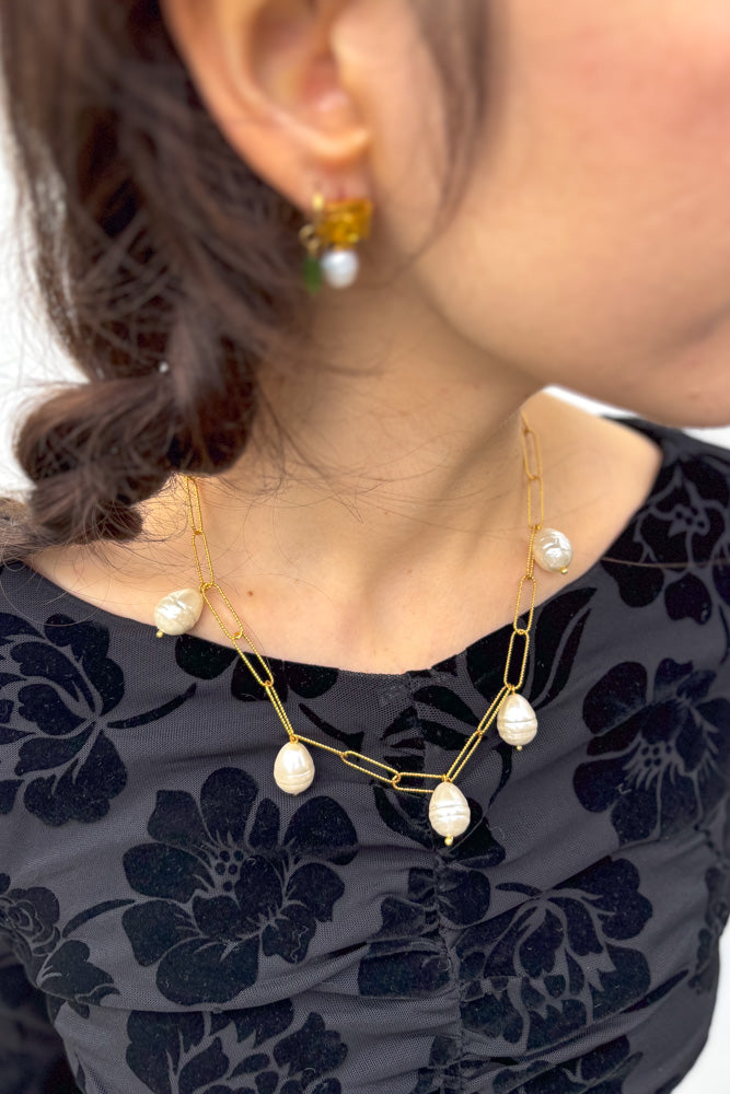 Shyla Remy Pearl Necklace - The Mercantile London