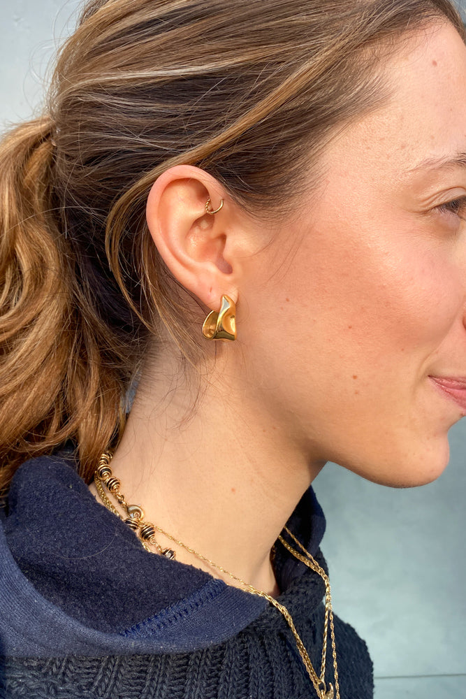 White Molten Curve Gold Plate Earring - The Mercantile London