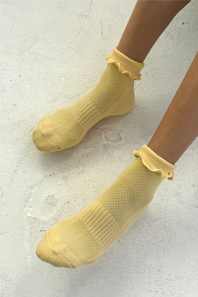 Le Bon Shoppe Hugger Ruffle Banana Cream Socks - The Mercantile London