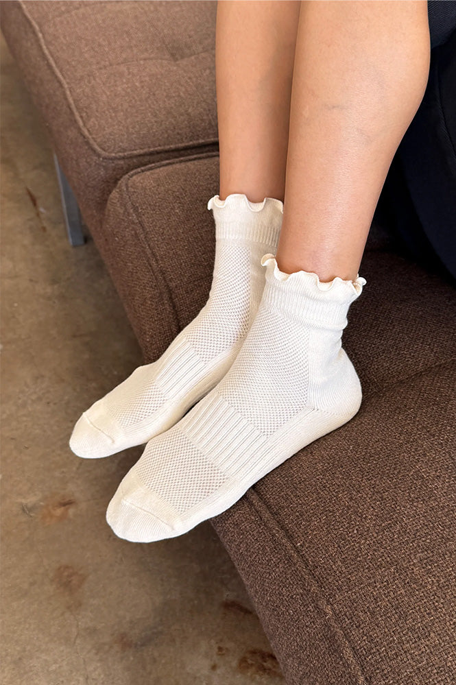 Le Bon Shoppe Hugger Ruffle Vanilla Socks - The Mercantile London