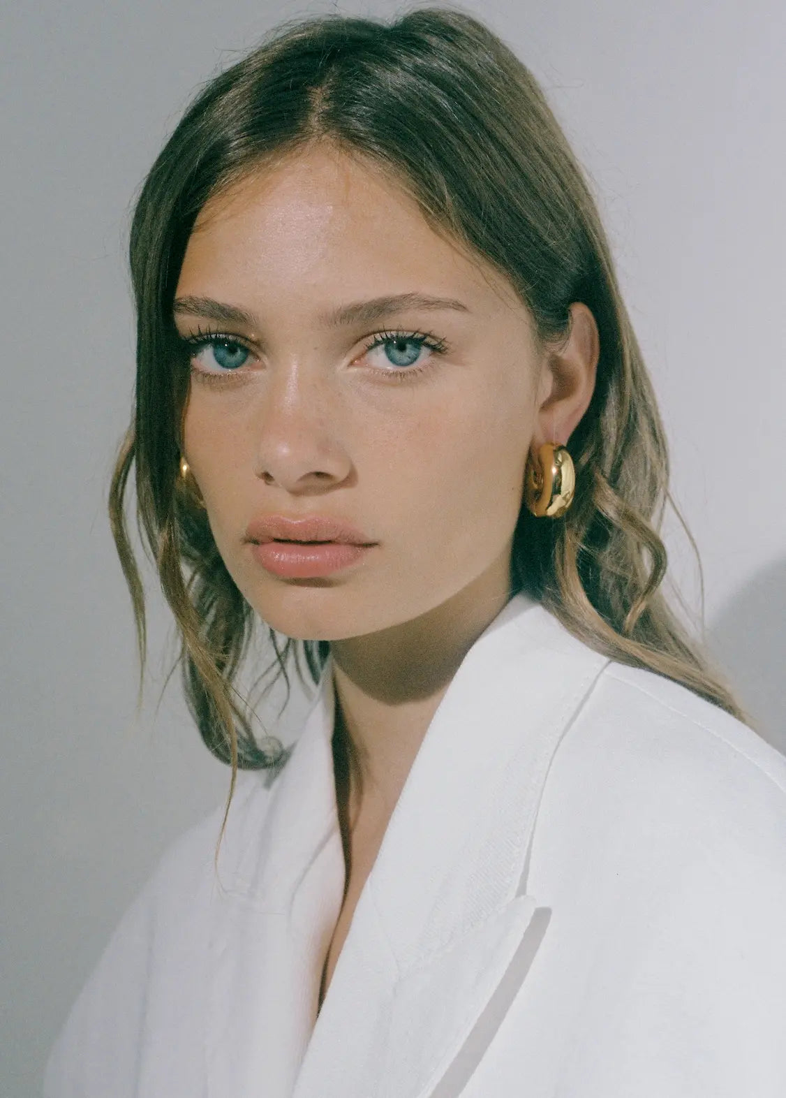 Shyla Palma Earrings in Gold - The Mercantile London