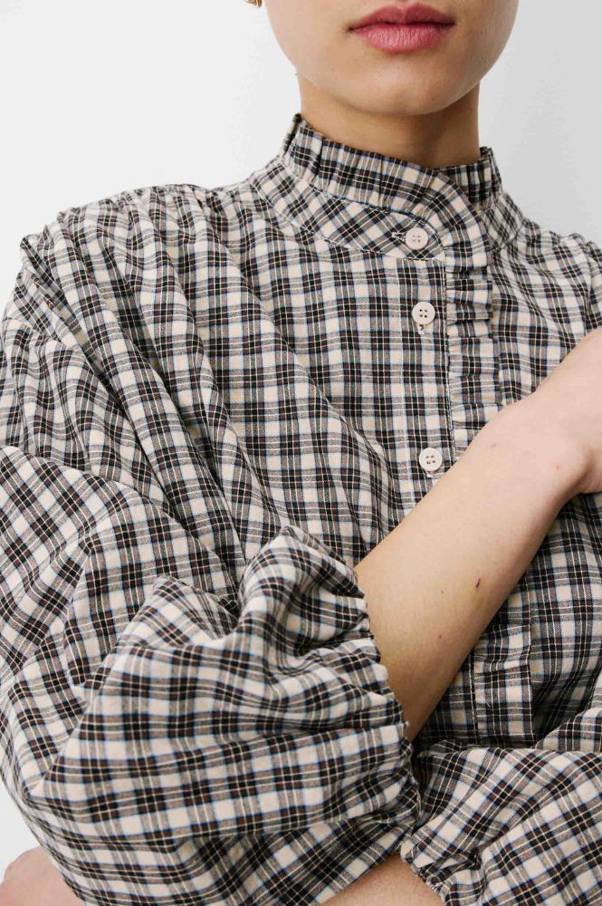Grace & Mila Adelie Latte Check Blouse