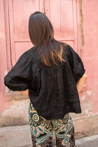 Amente Romantic Black Blouse
