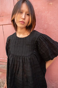 Amente Romantic Black Blouse