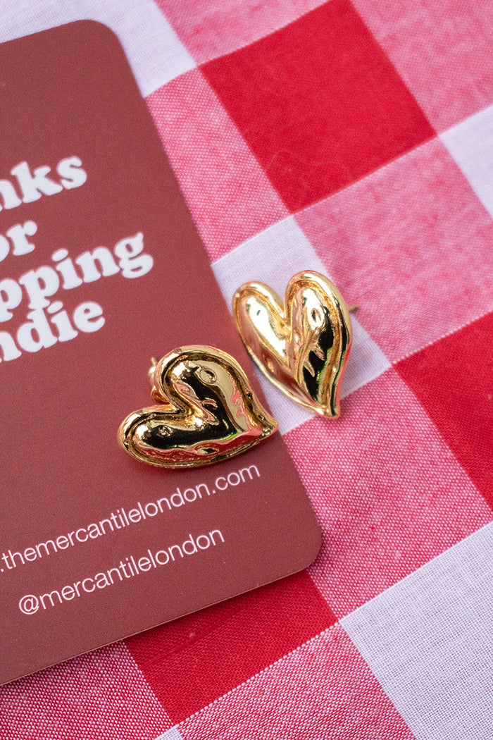 Ash Sweetheart Earrings