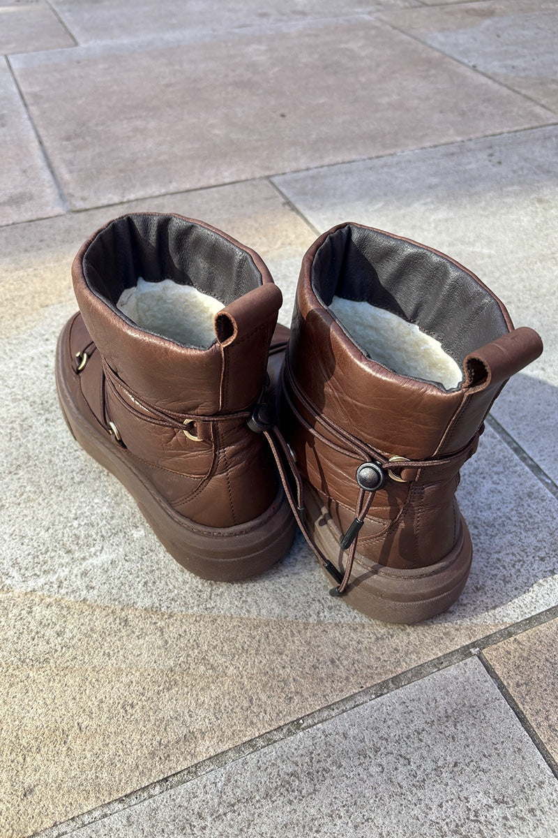 Pavement Isolde Brown Winter Boot - The Mercantile London