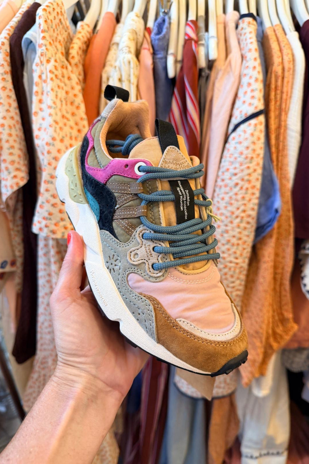 Flower Mountain Yamano 3 Light Brown, Rose, Taupe Trainers
