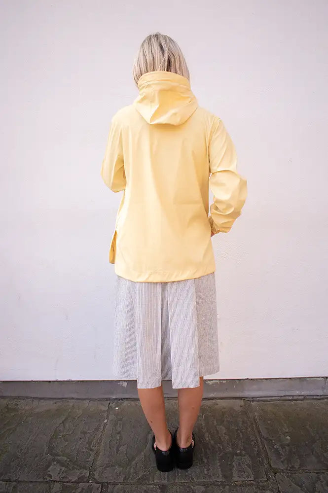 Tänta Nimbuselle Pale Banana Raincoat - The Mercantile London