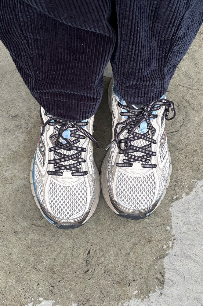 Saucony Progrid Guide 7 Taupe & Black Trainers