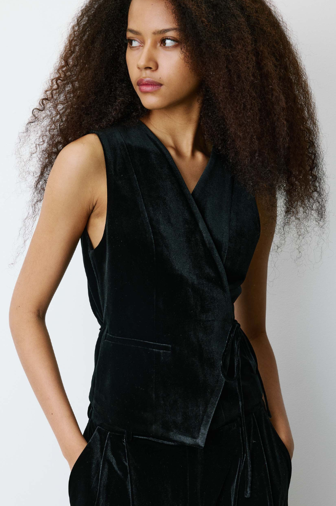 Grace & Mila Benny Noir Velvet Top - The Mercantile London