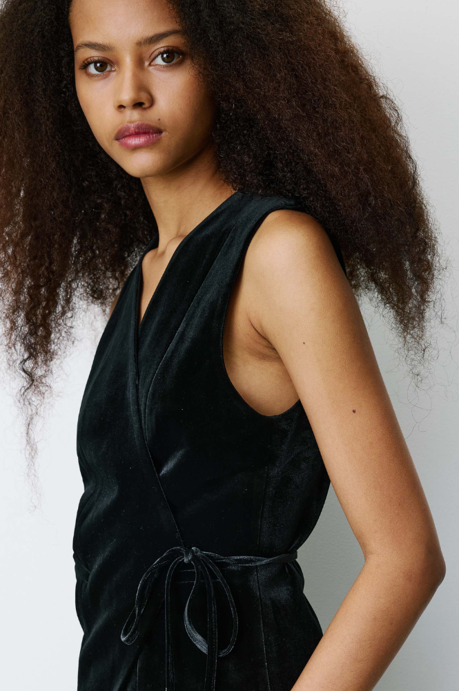 Grace & Mila Benny Noir Velvet Top - The Mercantile London