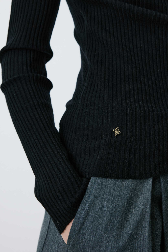 Grace & Mila Bindi Noir Top - The Mercantile London