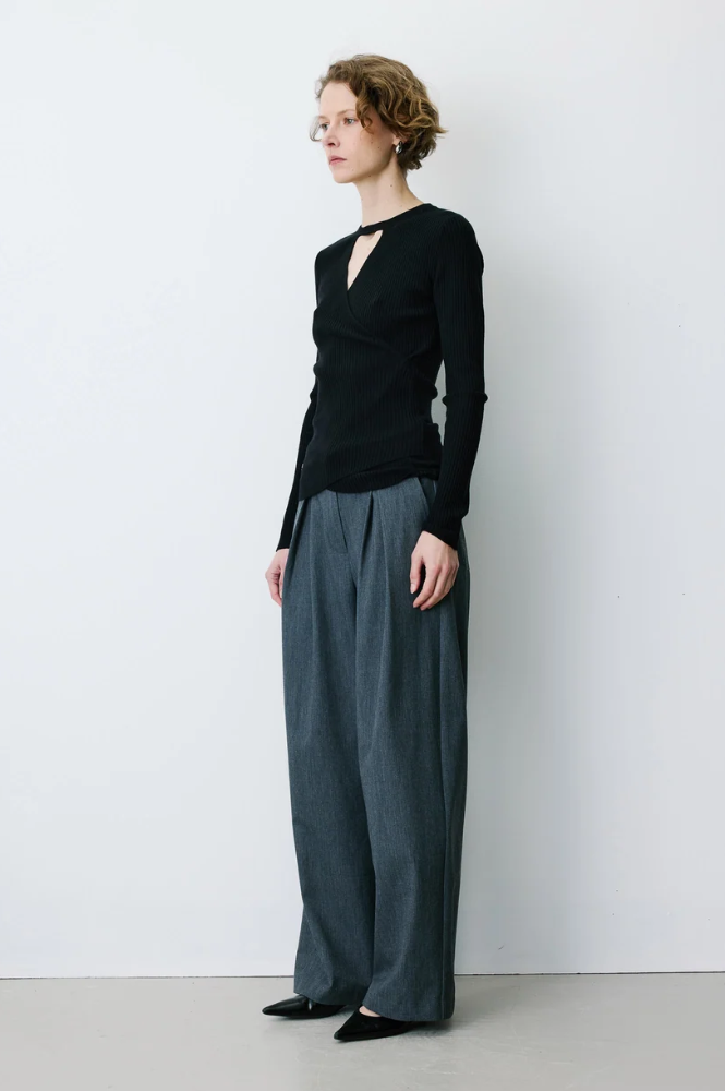 Grace & Mila Bindi Noir Top - The Mercantile London