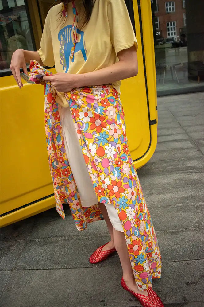Compania Fantastica Bloom Print Sarong