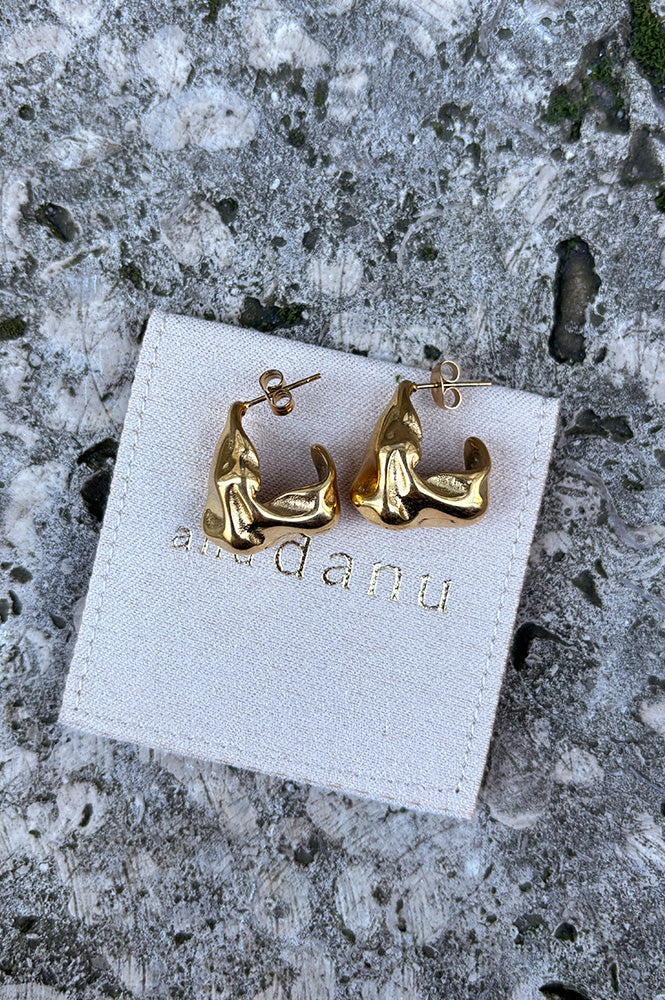 and danu Water Small Earrings