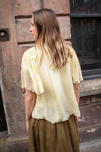 Yerse Vanilla Pleated Embroidered Blouse