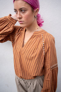 Charlie Joe Becky Tobacco Blouse - The Mercantile London