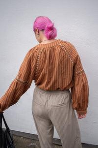 Charlie Joe Becky Tobacco Blouse - The Mercantile London