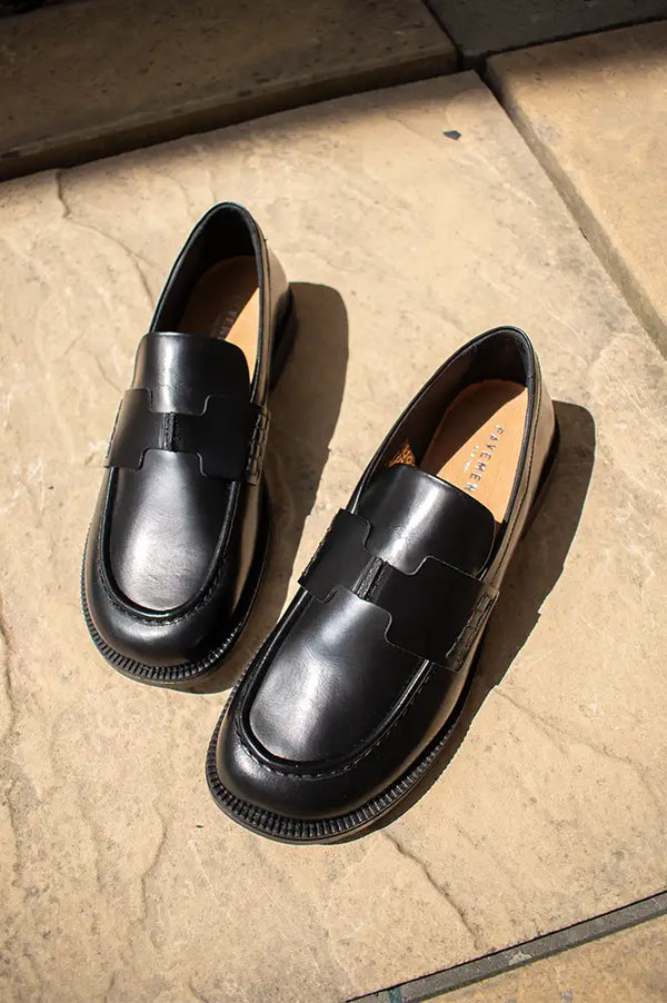 Pavement Palilja Black Polido Loafers