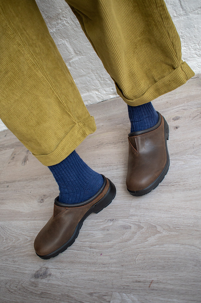 Blundstone 2421 Antique Brown Clogs - The Mercantile London