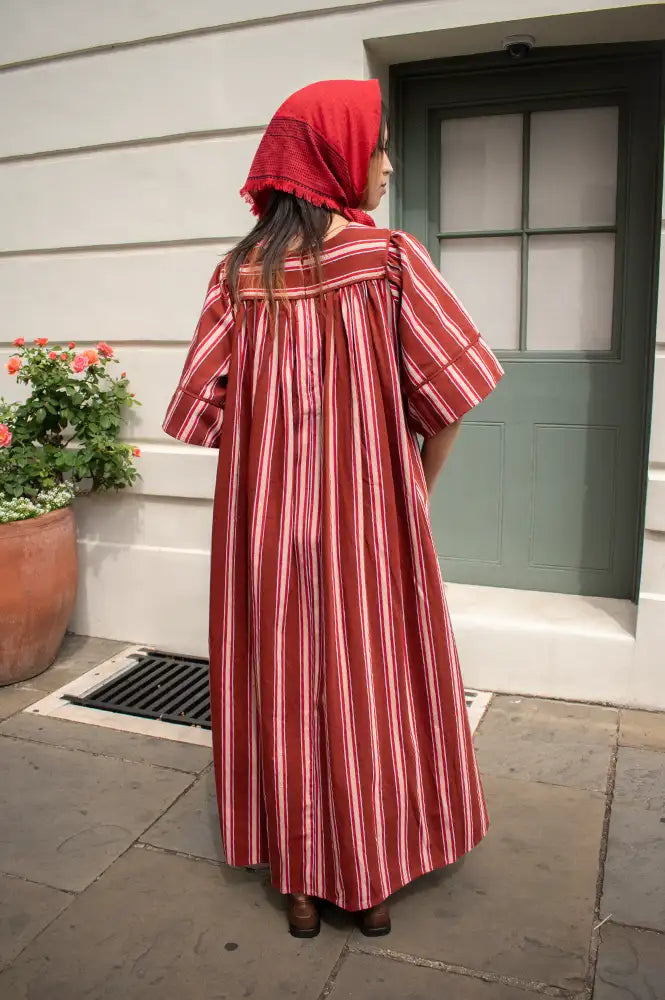 Projektityyny Cacao Berry Pop Striped Dress