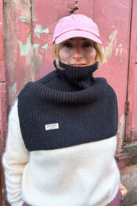 Mercantile Black Pullover Knitted Collar