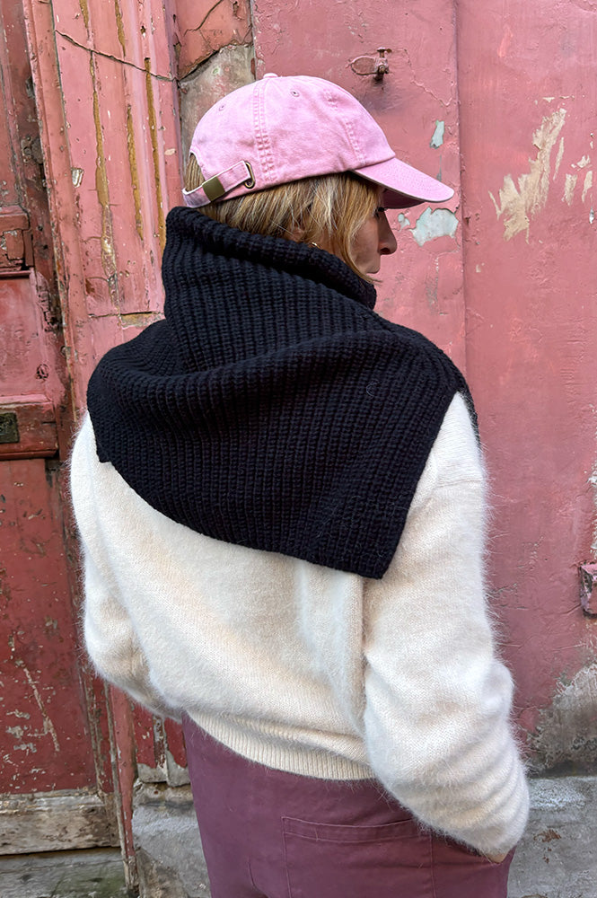 Mercantile Black Pullover Knitted Collar