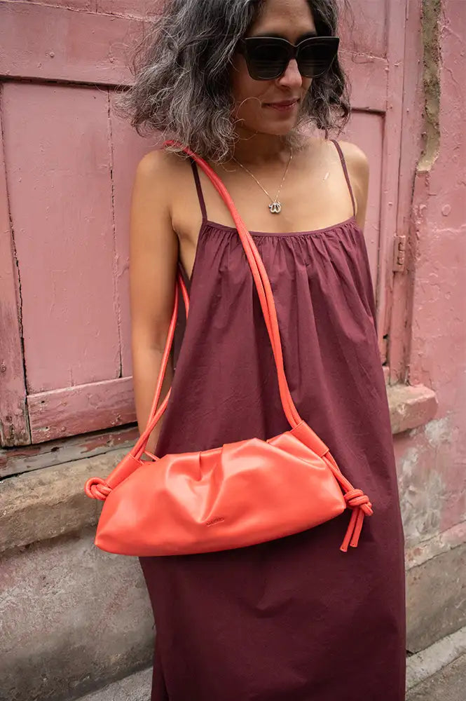 Ölend Dumpling Coral Bag