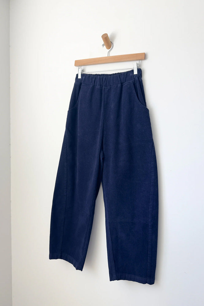 Le Bon Shoppe Arc Corduroy Navy Pants - The Mercantile London