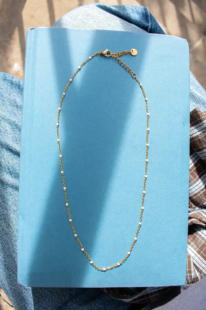 and danu Sand White Necklace