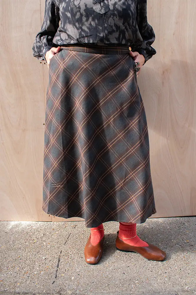 Petite Mendigote Lena Grey Checked Skirt