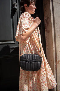 Sessùn Divine Black Leather Shoulder Bag