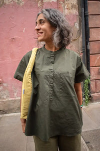 Frau Colombo Duffel Bag Shirt